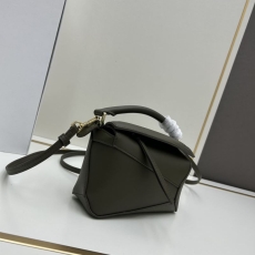 Loewe Puzzle Bags